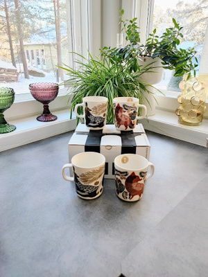 Ketunmarja ja Peura Gold mukisetti (Marimekko)