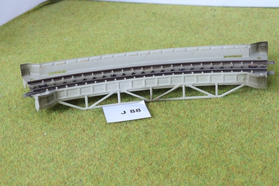 #J88 Märklin 7167 kaarresilta metalli