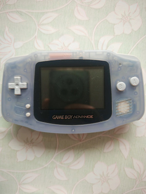 Gameboy Advance Käsikonsoli