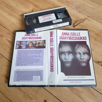 Anna isälle jäähyväissuukko FIX VHS