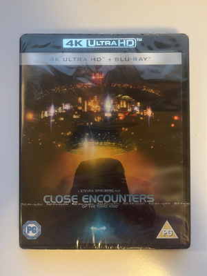 Kolmannen asteen yhteys (4K Ultra HD + Blu-ray) 1977 (UUSI)