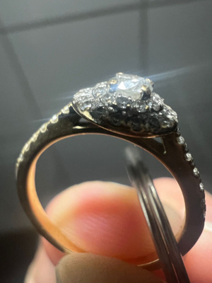 näyttävä naisten 15mm jalokivi halo kultasormus 14k