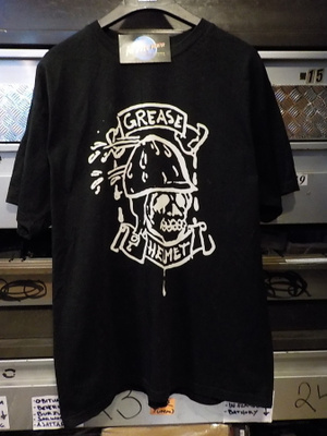 GREASE HELMET HARVINAINEN T-PAITA L-KOKO