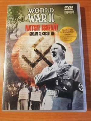 World War II Natsit iskevät