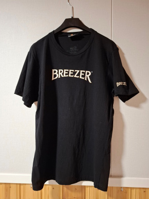 Bacardi Breezer Pineapple T-paita L
