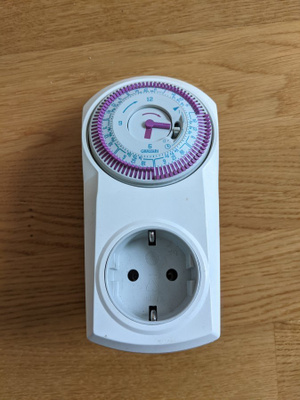 Mekaaninen ajastin Logica 450S