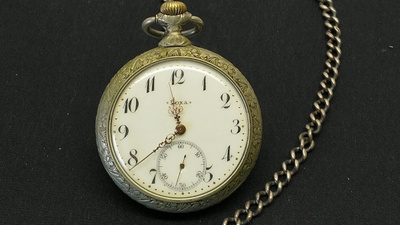 Vintage DOXA mekaaninen taskukello lentokone kuvalla, Swiss