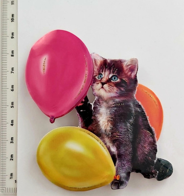 3D-KORTTIKUVA  "Kisu leikkii ilmapalloilla"