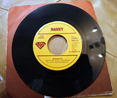 Danny  – Seikkailija / Kuulumme Nuoriin