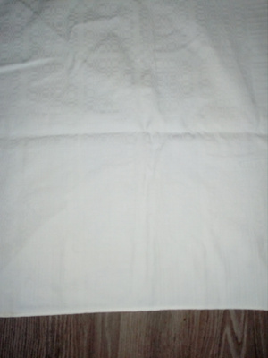 Valkoinen liina 110x106cm
