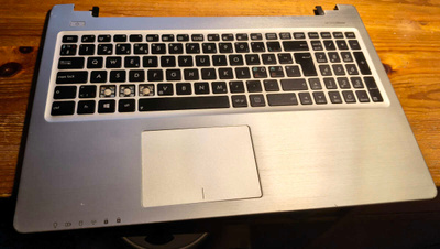 Näppäimistö varaosiksi ASUS A56C S550C