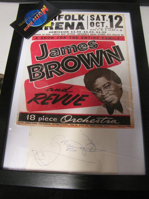 JAMES BROWN TAULU BROWIN NIMIKIRJOITUKSELLA