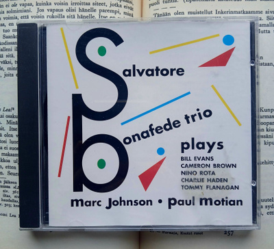Salvatore Bonafede Trio Plays (CD)