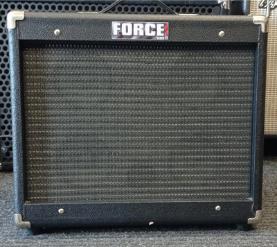Hohner Force EA-30 Akustisen Vahvistin