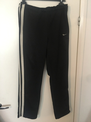 NIKE HOUSUT KOKO M