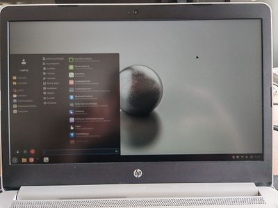 HP Laptop 14-bp0xx, LinuxMint Cinnamon 22,3