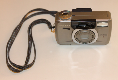Pentax Efina T APS-kamera