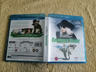 FAMILY PLOT Blu-ray