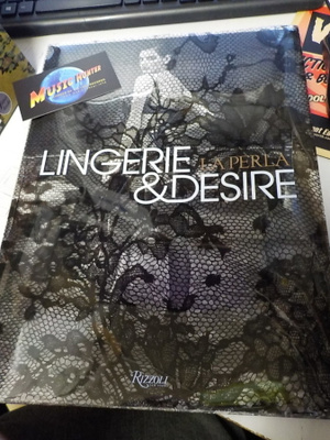 LA PERLA - LINGERIE & DESIRE KIRJA (W)