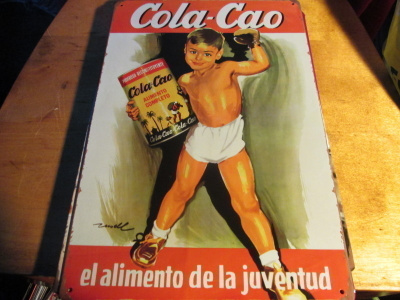 Peltikyltti mainos Cola-Cao. Nyrkkeilijäpoika