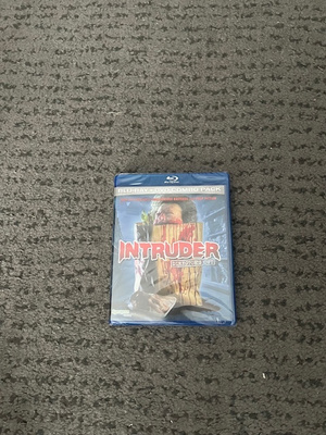 Intruder Director's Cut  (Synapse)