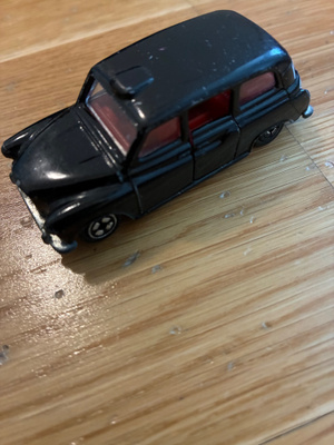Lontoon Taxi Corgi 1/64 pienoismalli
