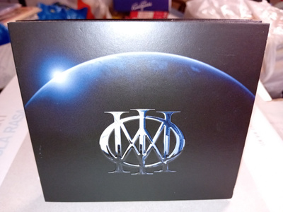 2CD Dream Theater  ( 2013 julkaisu ) SIS POSTIKULU