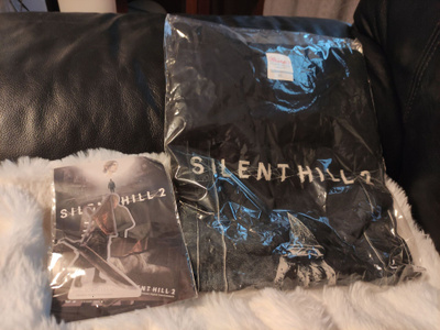 Silent Hill 2 Remake – TGS 2024 Eksklusiivinen T-paita (XL)