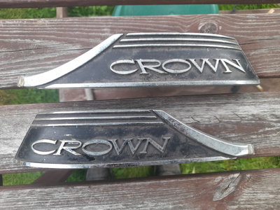 toyota Crown merkit