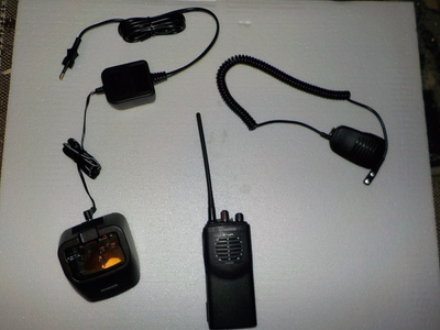Kenwood radiopuhelimet  2kpl