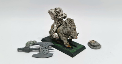 WHFB - Orc Warboss on Boar [G116]