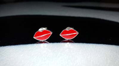 Hopea kisses email korvakorut 925
