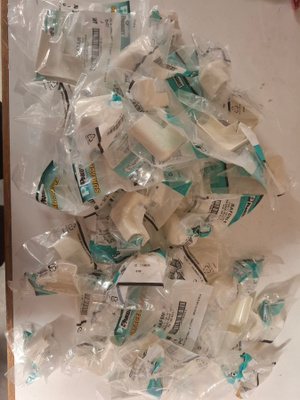 Panduit asennuslistan kulma- ja päätykappaleita