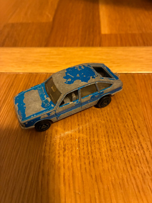Simca 1308 Majorette pikkuauto n 1/64