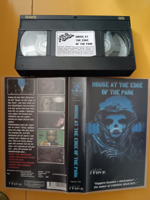 House at the edge of the park [VHS] Ruotsi kasetti