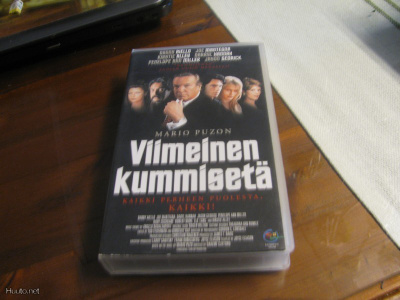 Viimeinen kummisetä (VHS)