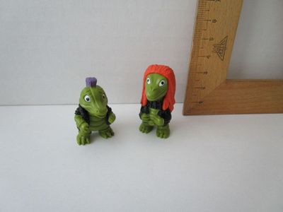 Pienet Hevisaurus figuurit, 2 kpl