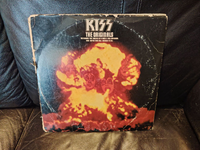 Kiss -  The Originals 3lp (1976 USA)