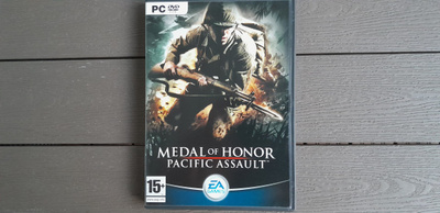 PC DVD: Medal Of Honor: Pacific Assault peli (2004)