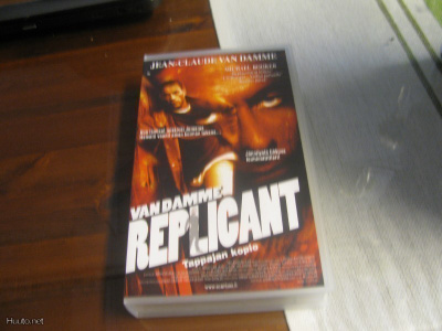 Replicant - Tappajan kopio (VHS)