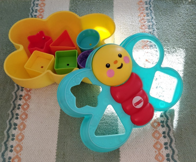 Fisher-Price Vauvan ensipalikat/palikkalaatikko