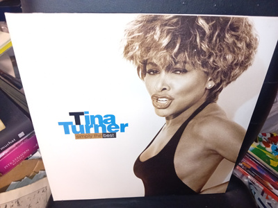 2LP Tina Turner : Simply the Best ( SIS POSTIKULU  )
