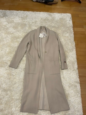 Busnel uusi beige merinovillatakki koko 40 ovh 495€