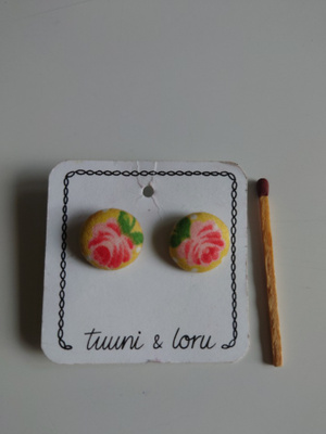 Tuuni&Loru nappikorvakorut