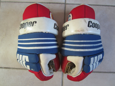VINTAGE COOPER LÄTKÄHANSKAT HIFK VÄREISSÄ KASARILTA