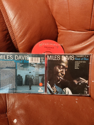 MILES DAVIS -kind of blue CD.