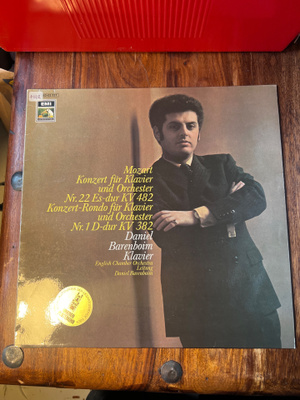 Mozart - Konzert For Klavier lp