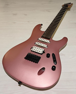 Ibanez S561