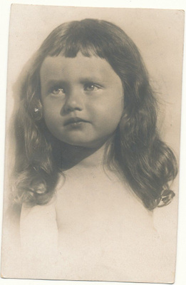 TYTTÖNEN - vanha kortti