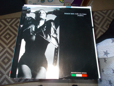 12" VINYYLI SINKKU BLACK BOX ** RIDE ON TIME ** REMIX
